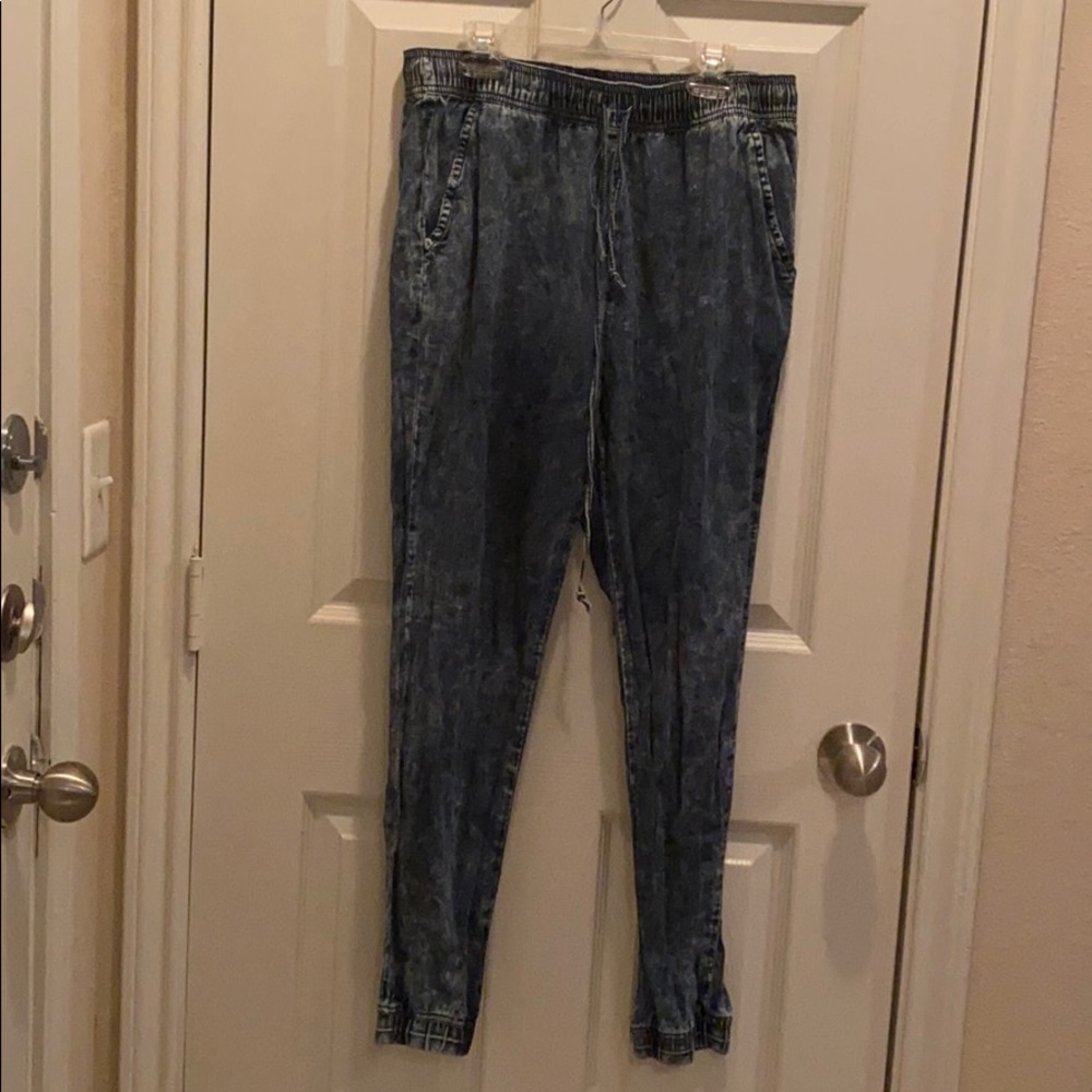 Denim tapered pants 209